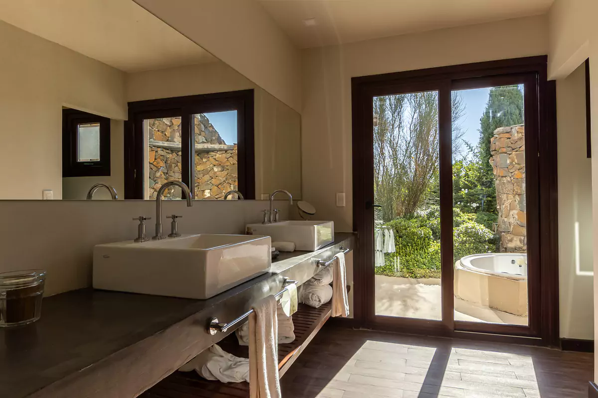 Cavas Villa Bathroom