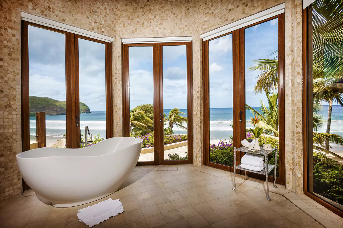 Suite Doña Vivian Bathroom