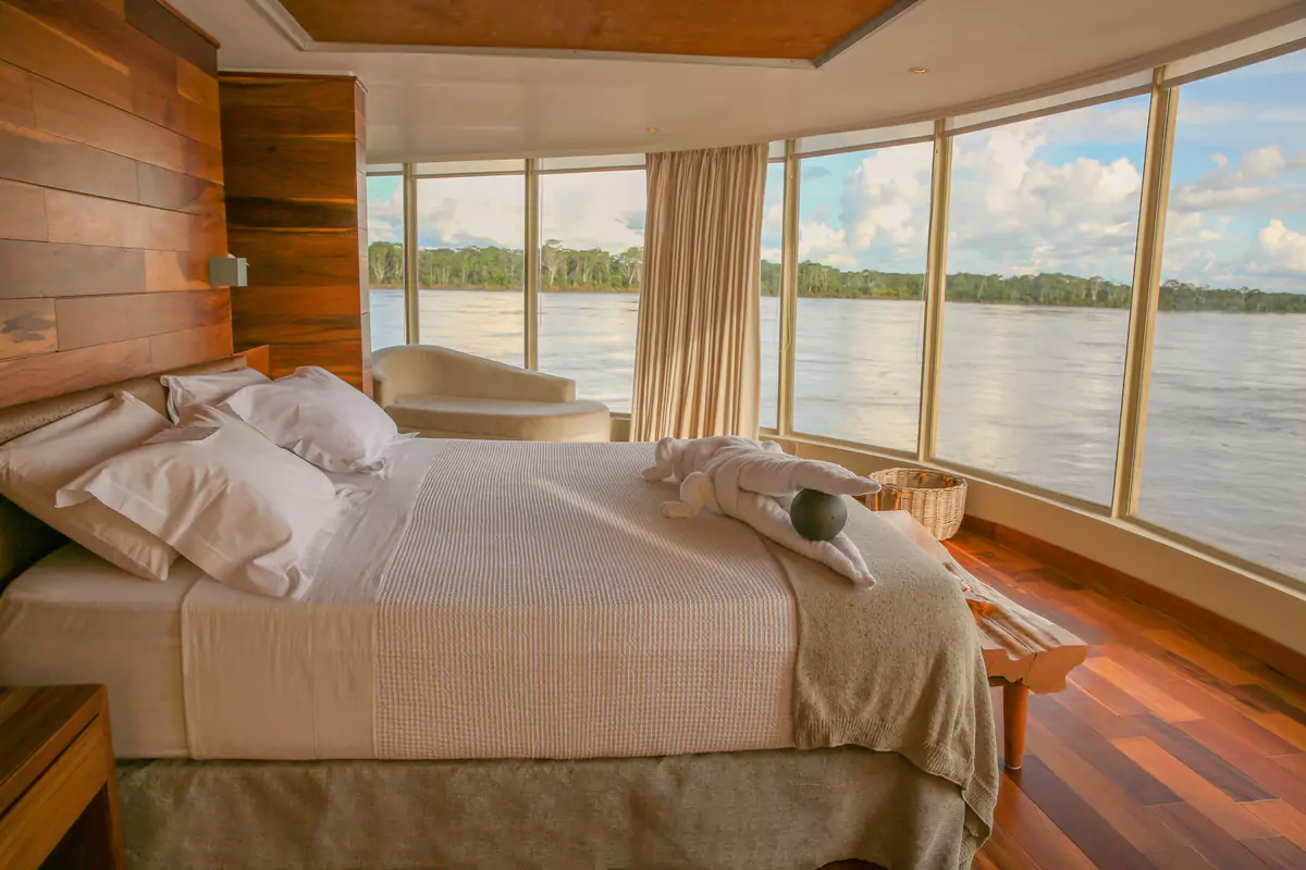 Delfin III Owner's Suite