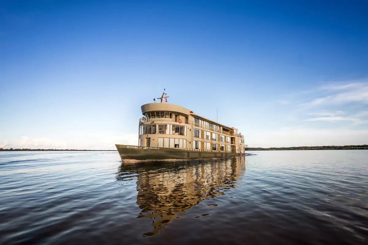 Delfin III River View