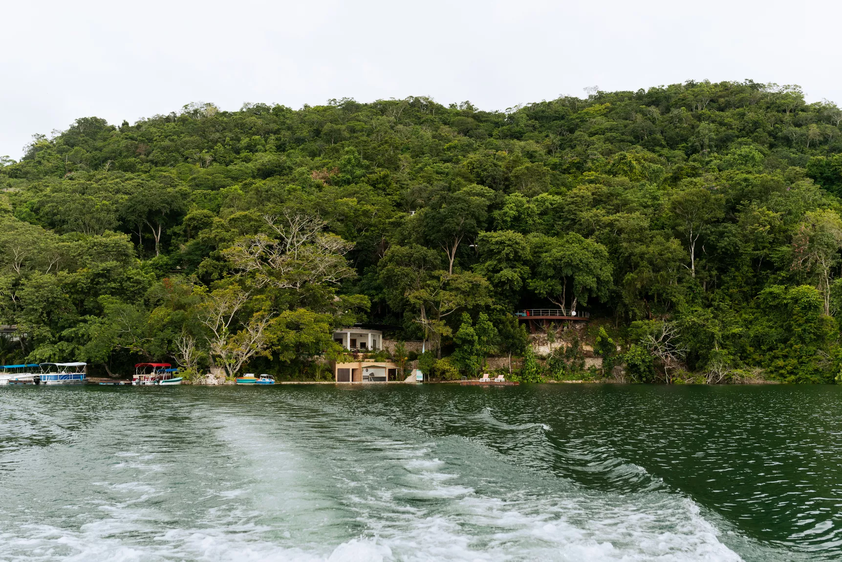 Bolontiku Hotel exterior