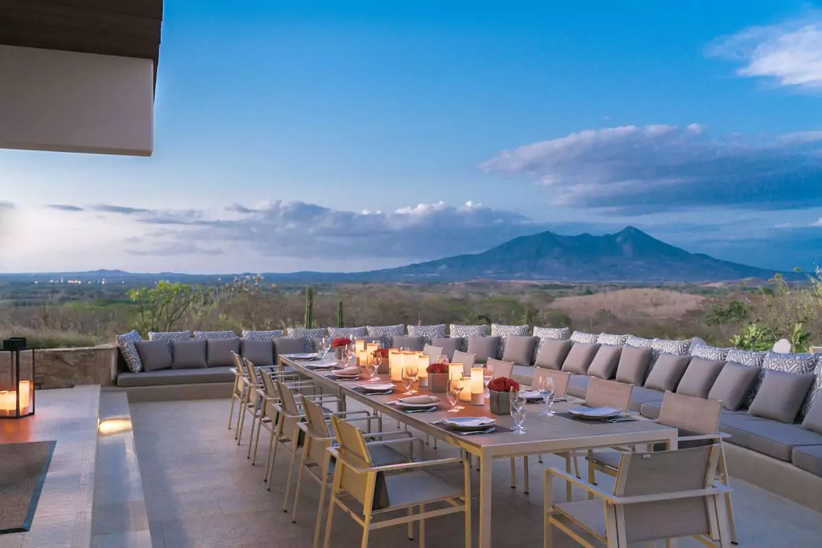 Outdoor Lounge