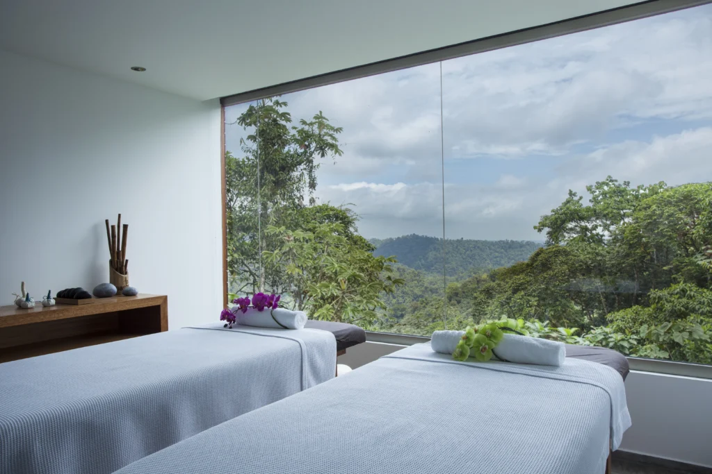 Double-view-Mashpi-lodge-spa