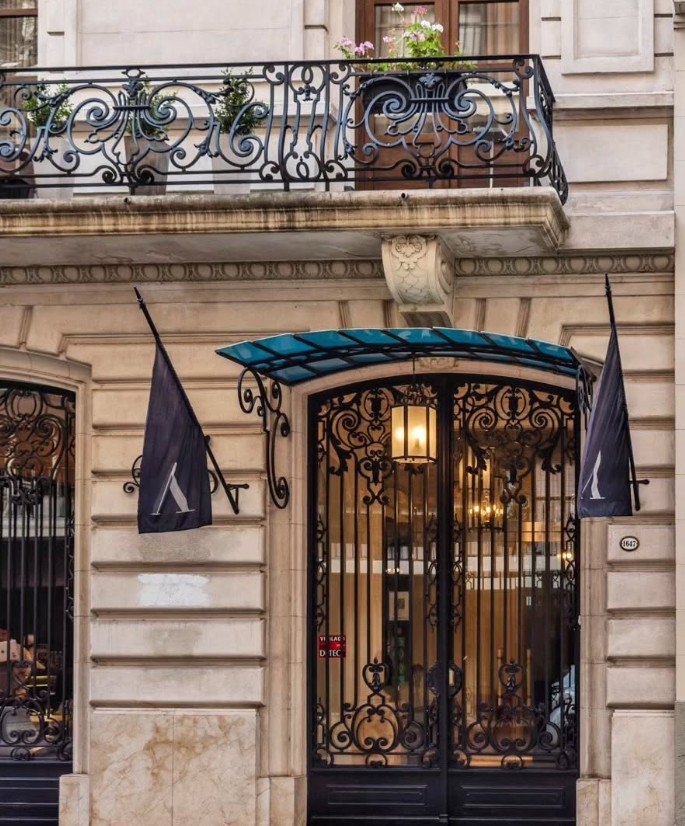 Algodon Mansion Entrance