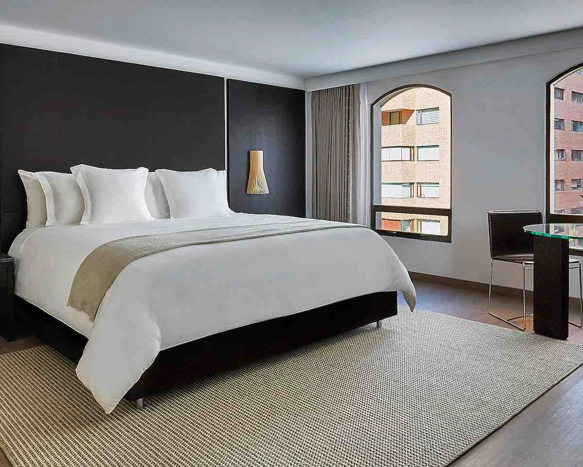Four-Seasons-Bogota-Hotel-Suite