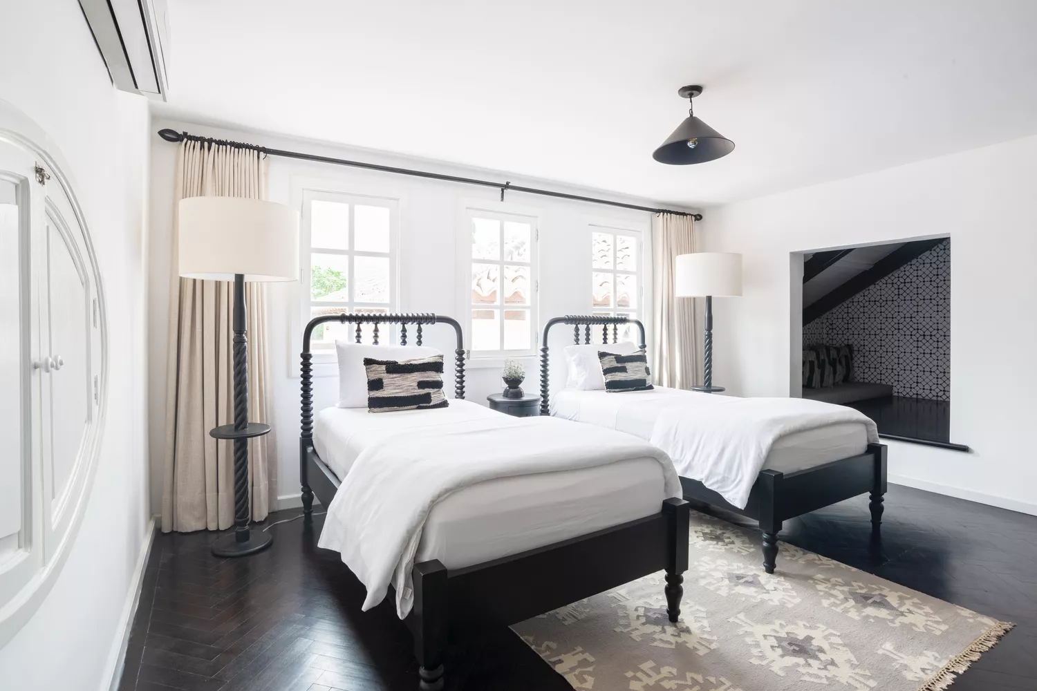 Villa Bokeh Suite - Upstairs