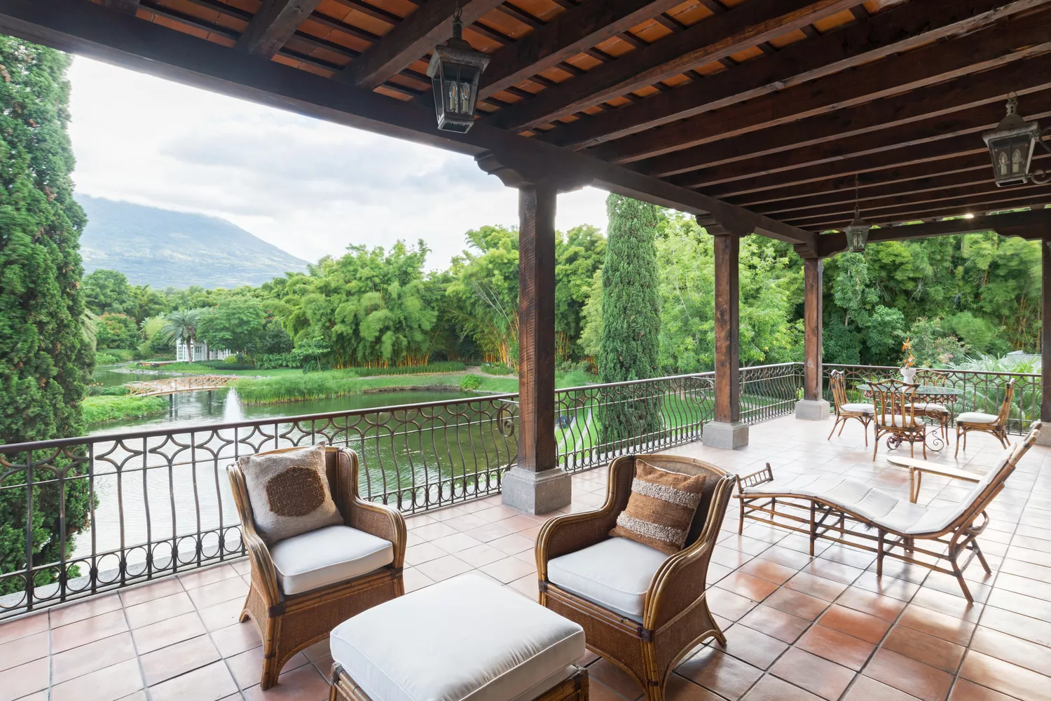 Villa Bokeh Master Suite Terrace