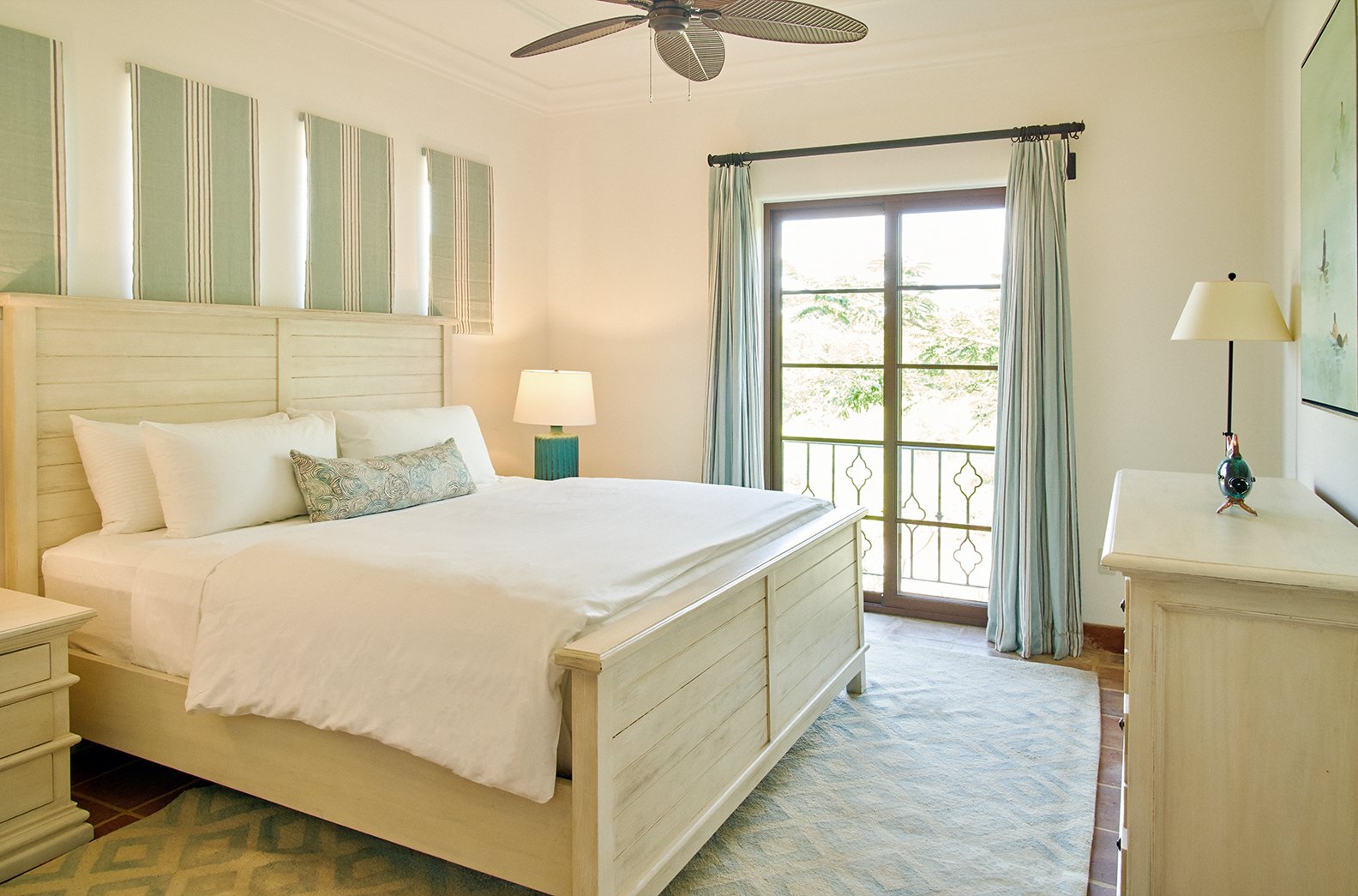 Superior Ocean View Suites Bedroom