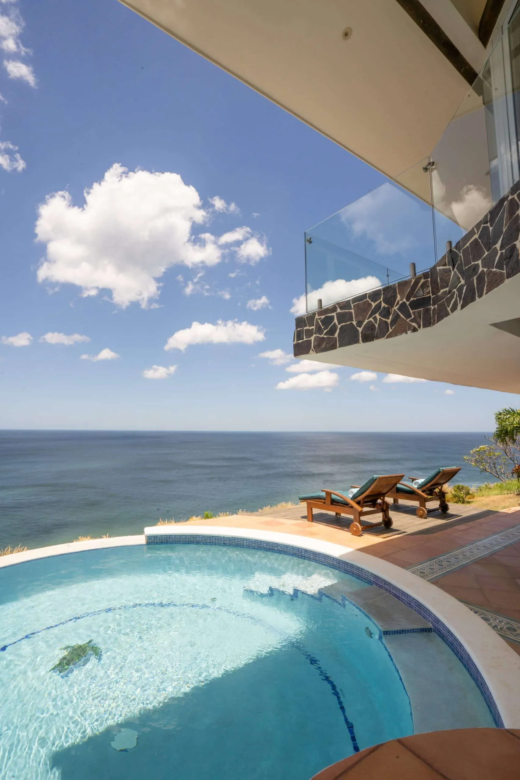 Balcones del Mar Pool