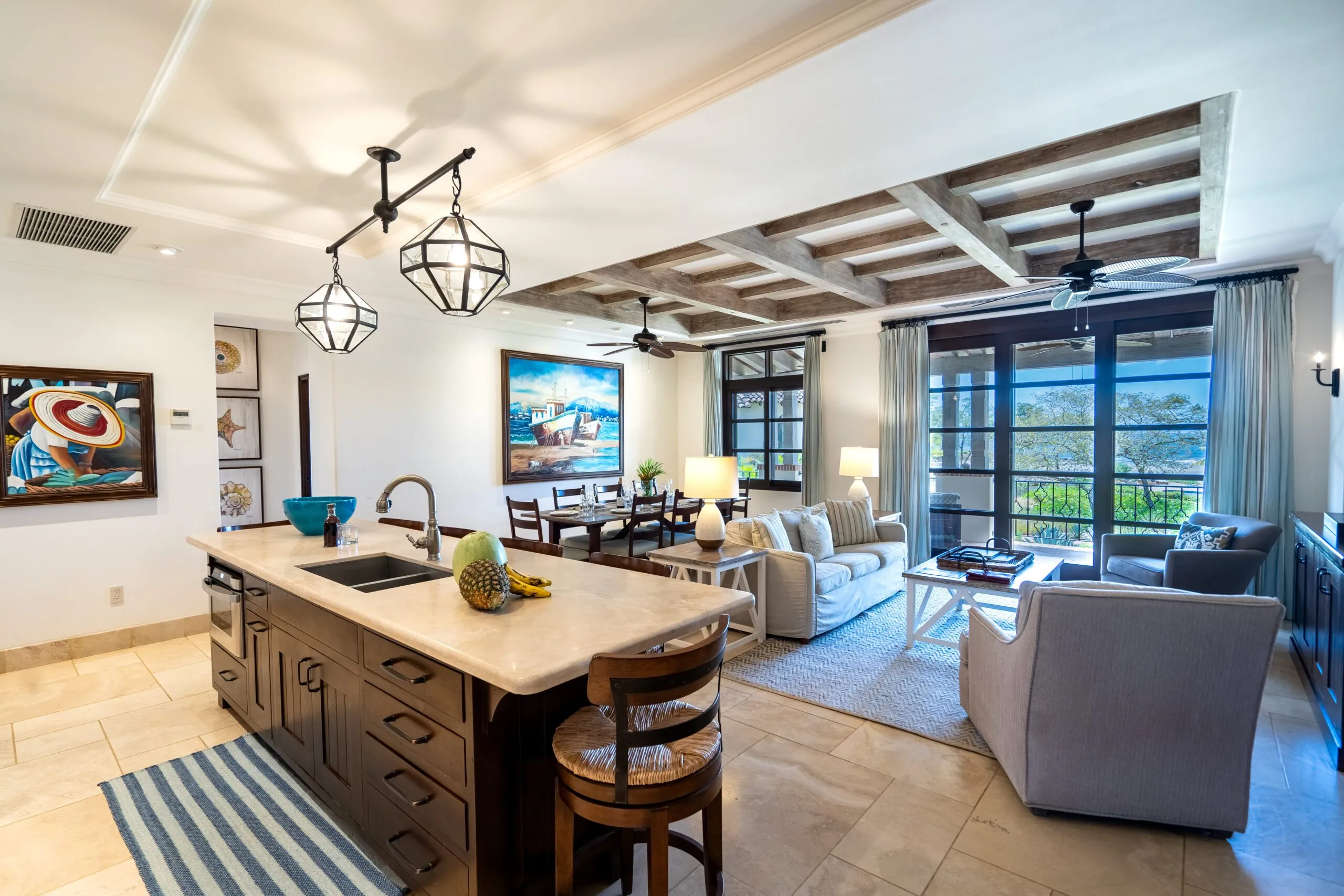 Superior Ocean View Suites Dining