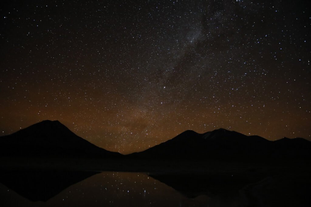Romantic activity in the Atacama desert: Stargazing