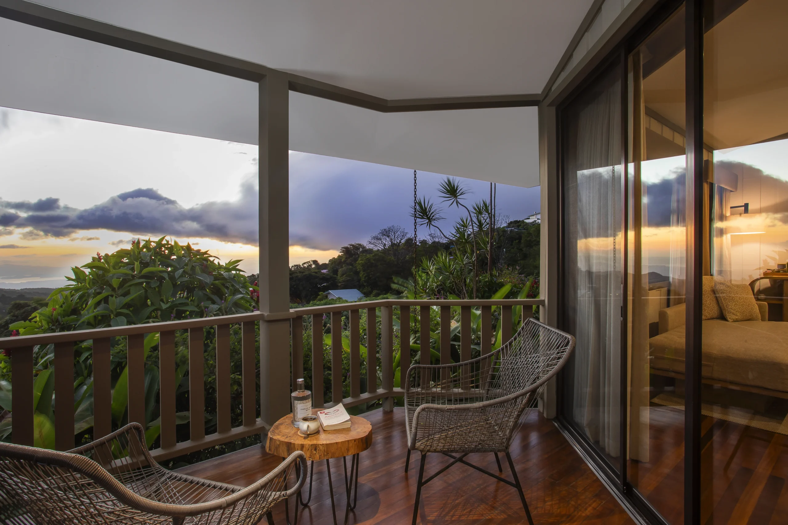 Premium Suite - Balcony