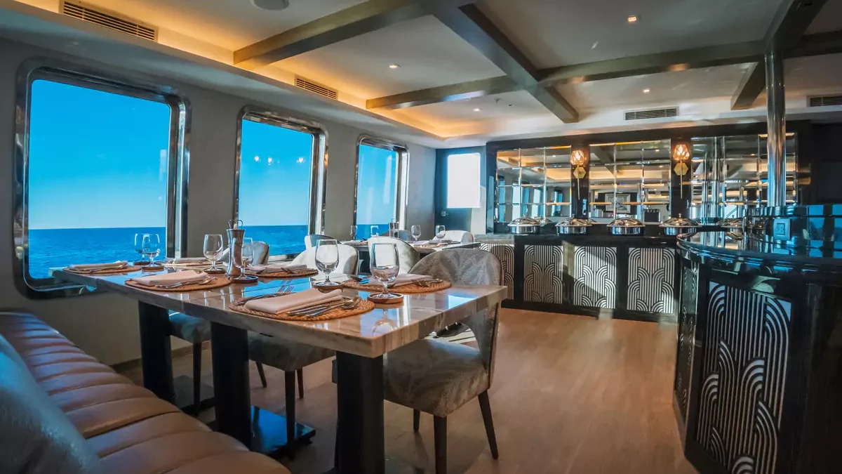 Evolve Dining Area