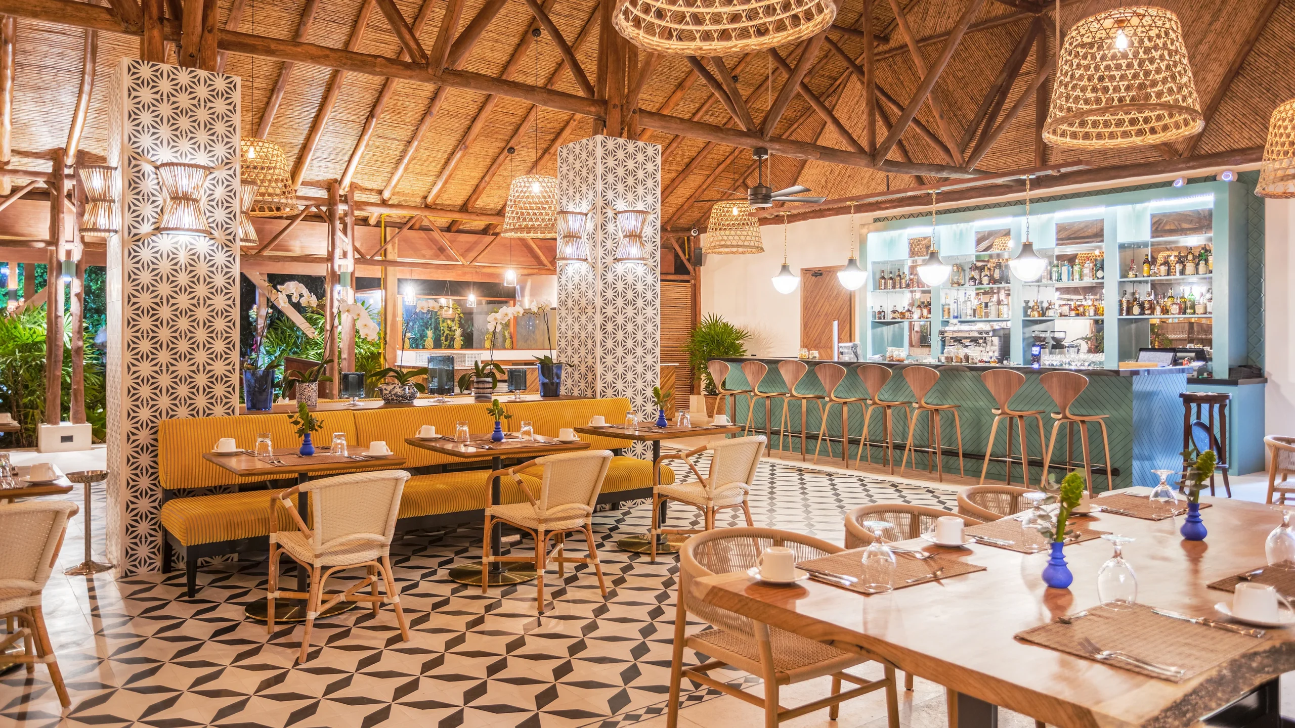 La Terraza del Arenal, Costa Rican Traditional & International Restaurant